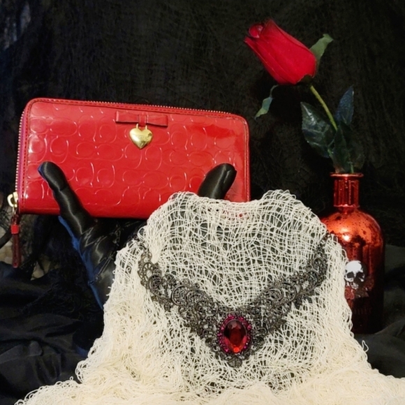 Black Filigree Necklace w/ Red Stones - Picture 4 of 6